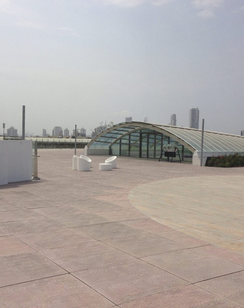 Mall Plaza (2)